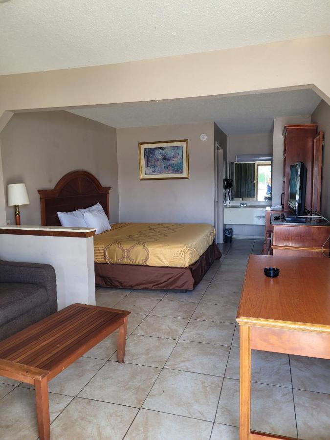 Highland Inn Denham Springs Baton Rouge East Buitenkant foto